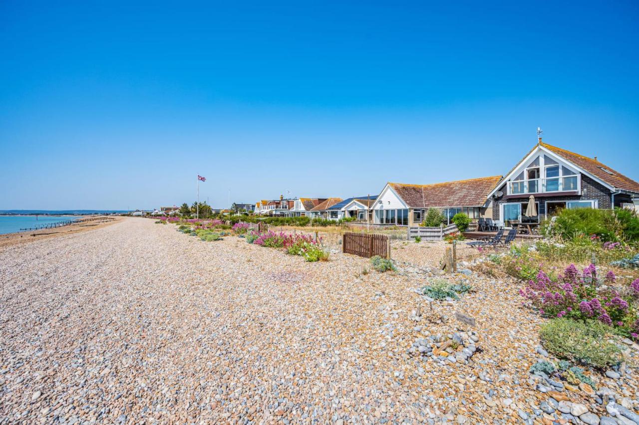 Pebble Paradise Beachfront Family Getaway Pevensey Exterior foto