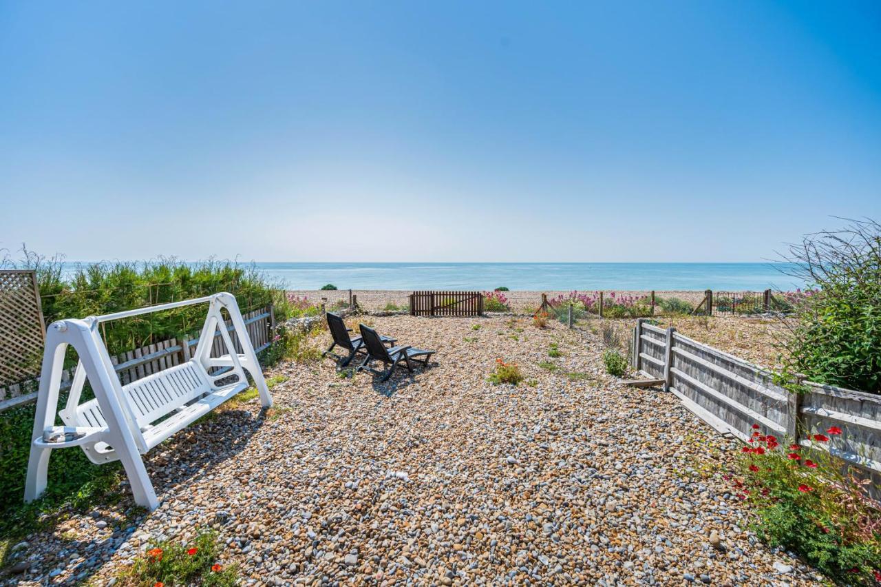 Pebble Paradise Beachfront Family Getaway Pevensey Exterior foto