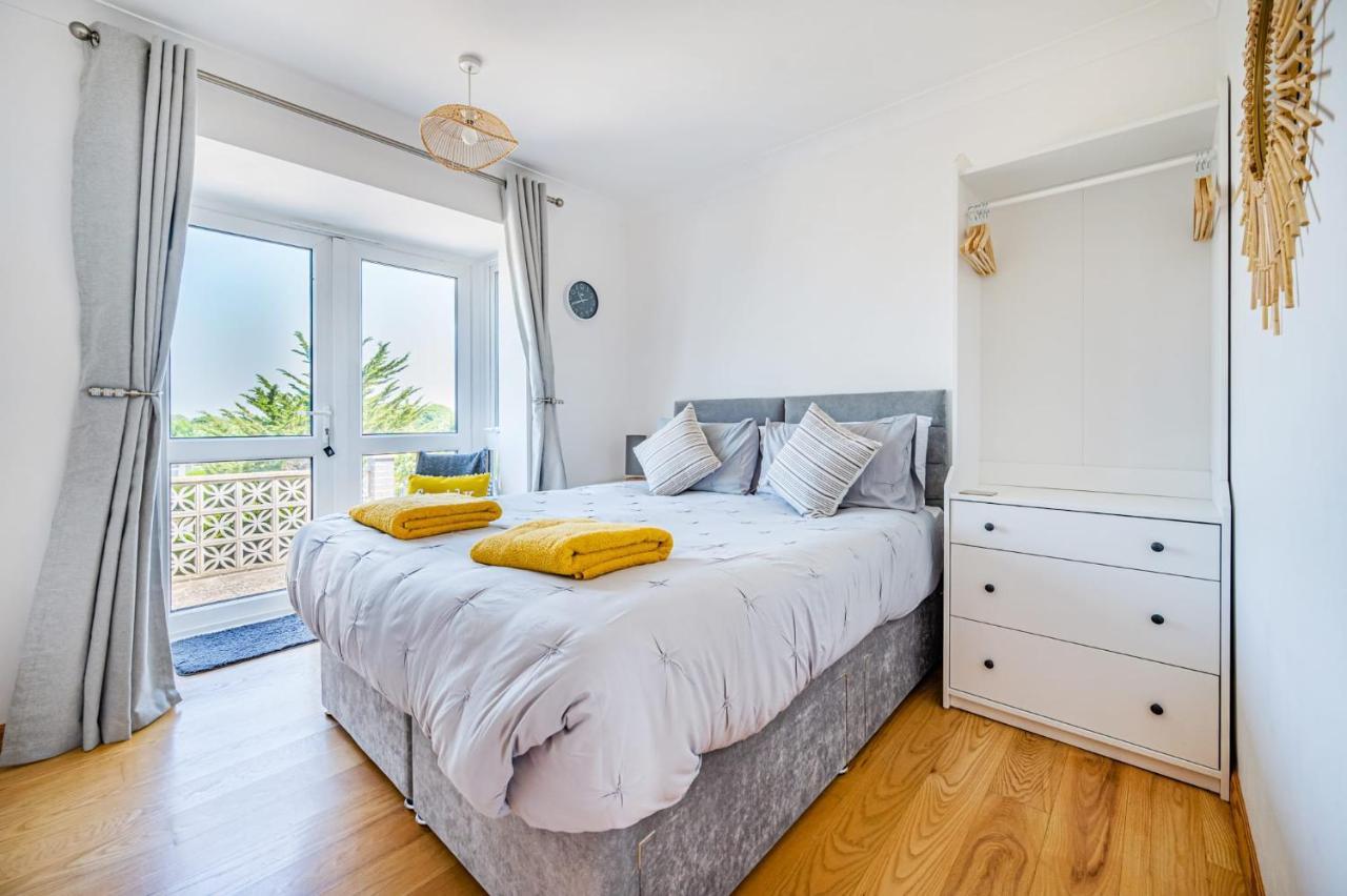 Pebble Paradise Beachfront Family Getaway Pevensey Exterior foto